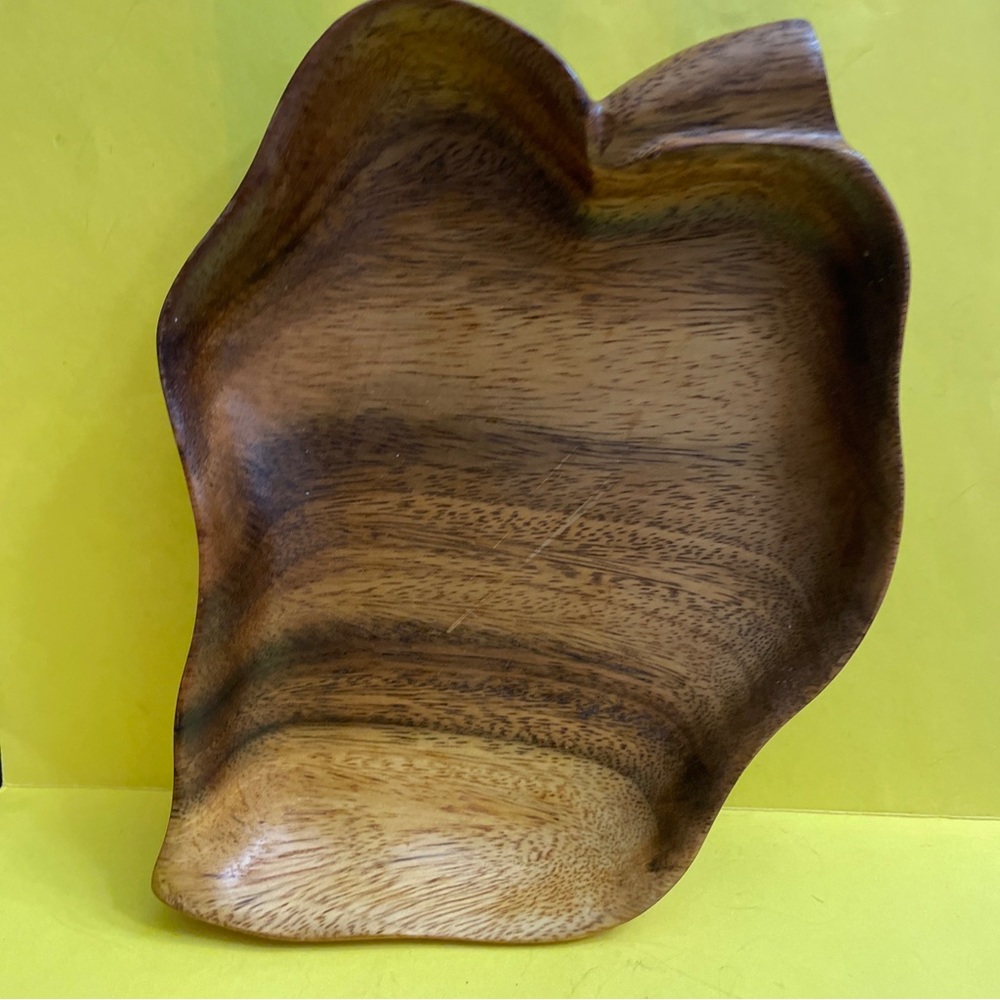 Hand Carved Hawaiian Plate
